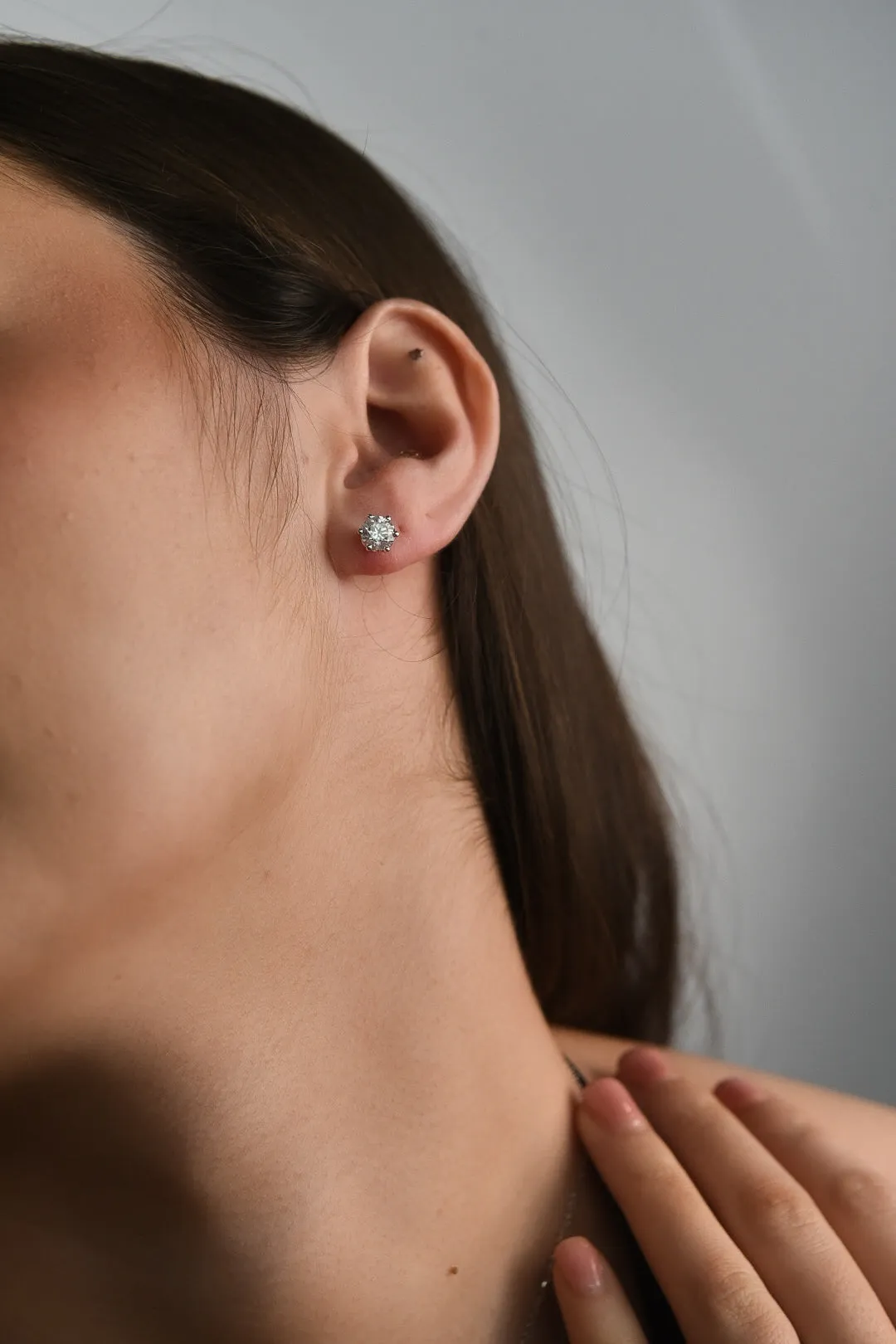 14ct White Gold Six Claw 2ct Laboratory Grown Round Diamond Earrings