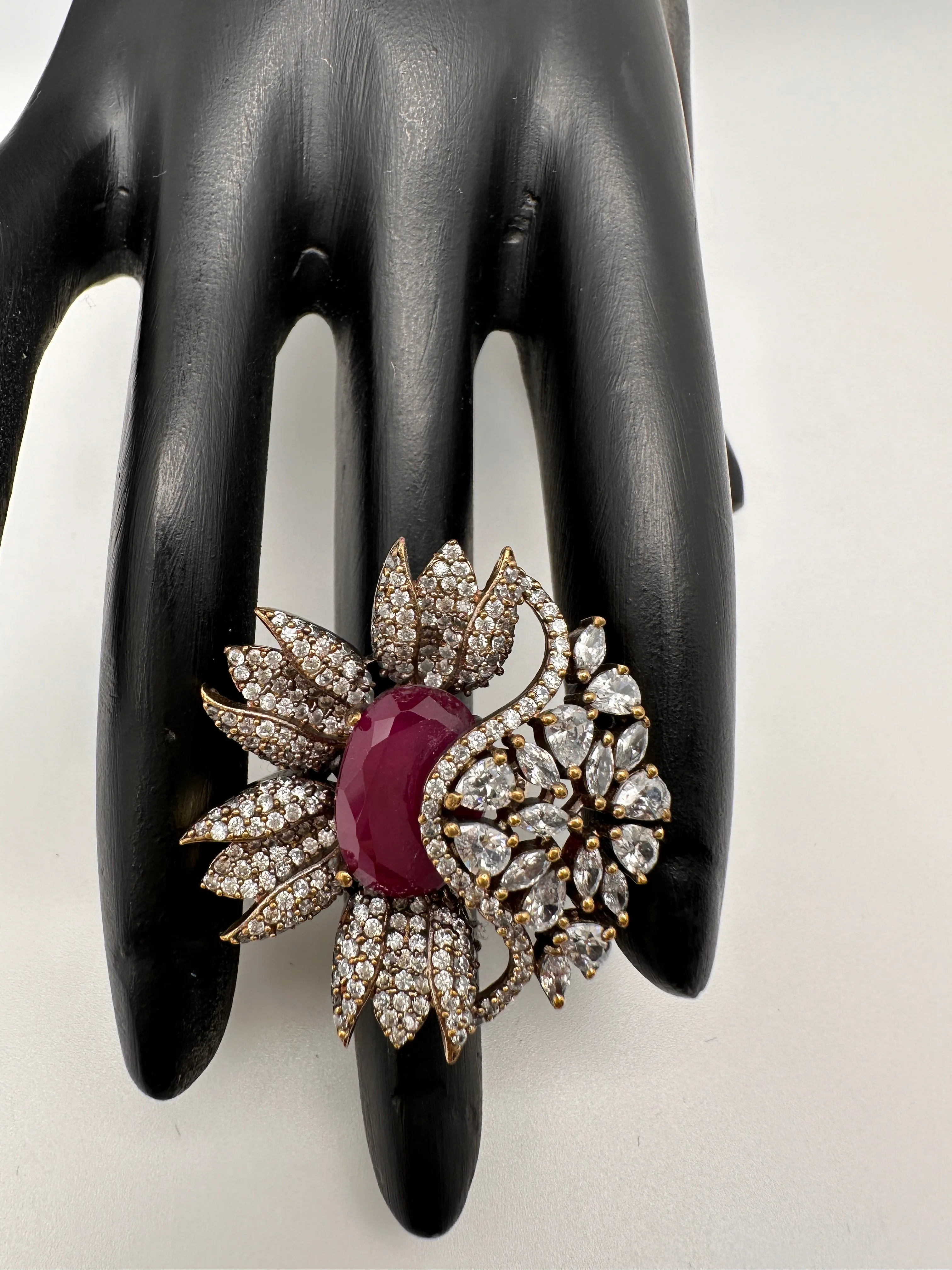 AD Victorian Adjustable Color Stone Cocktail lRing