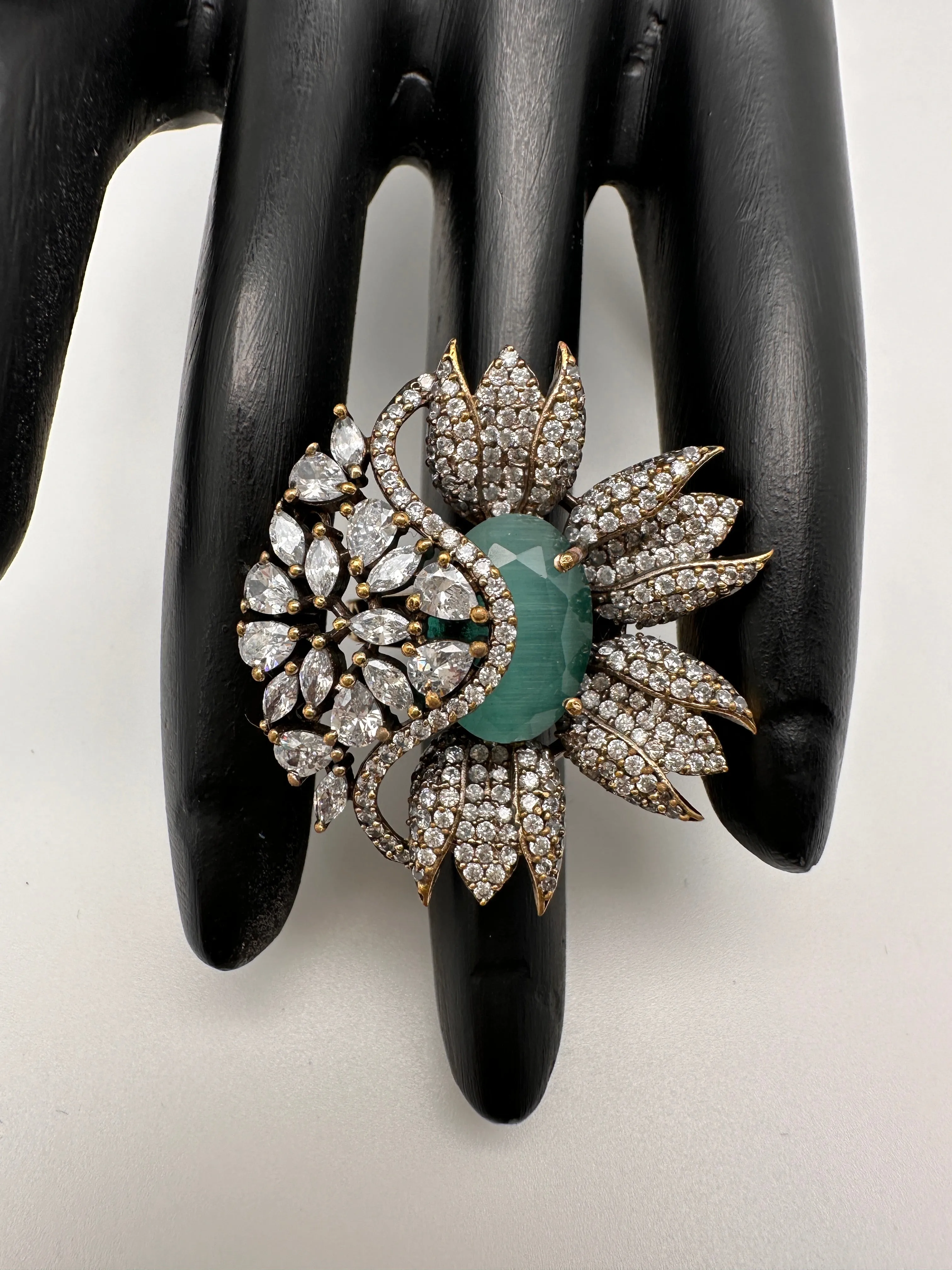 AD Victorian Adjustable Color Stone Cocktail lRing
