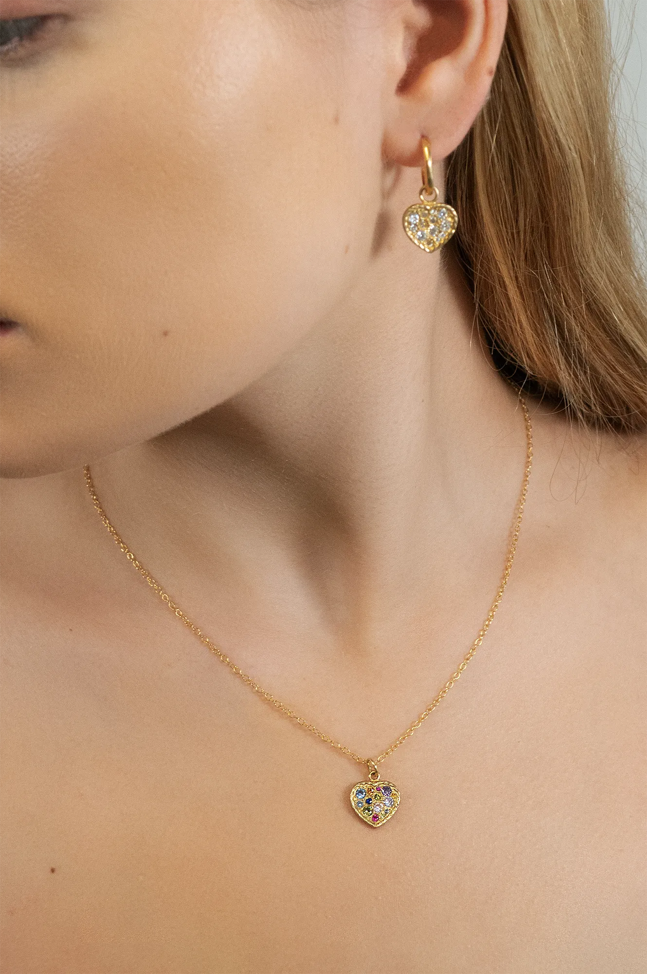 AMORE NECKLACE