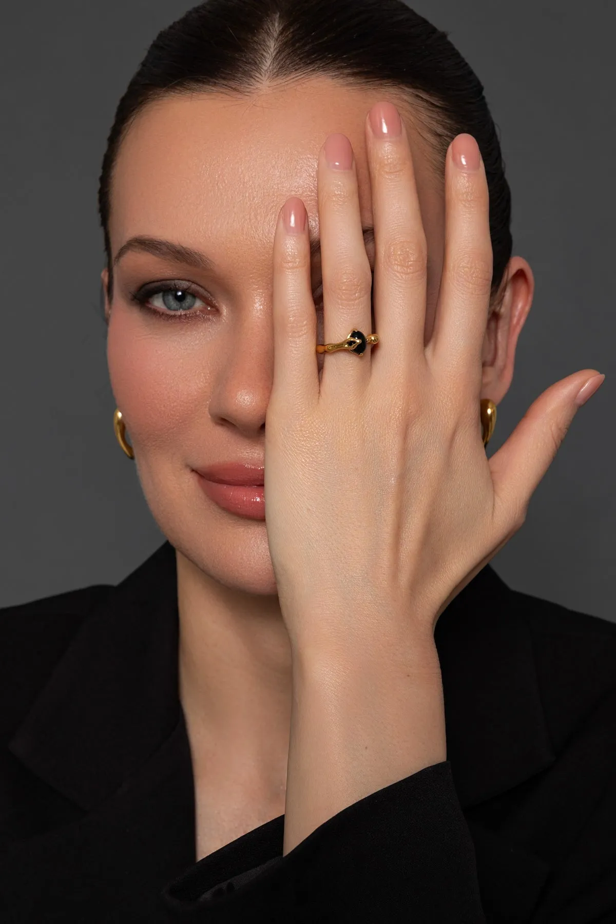 Black Stone Gold Ring - Size 8