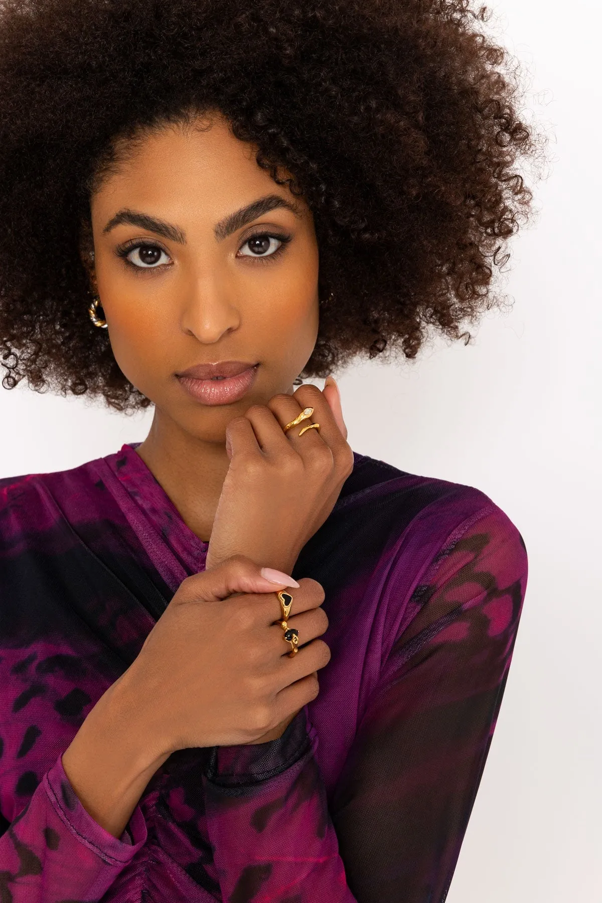 Black Stone Gold Ring - Size 8