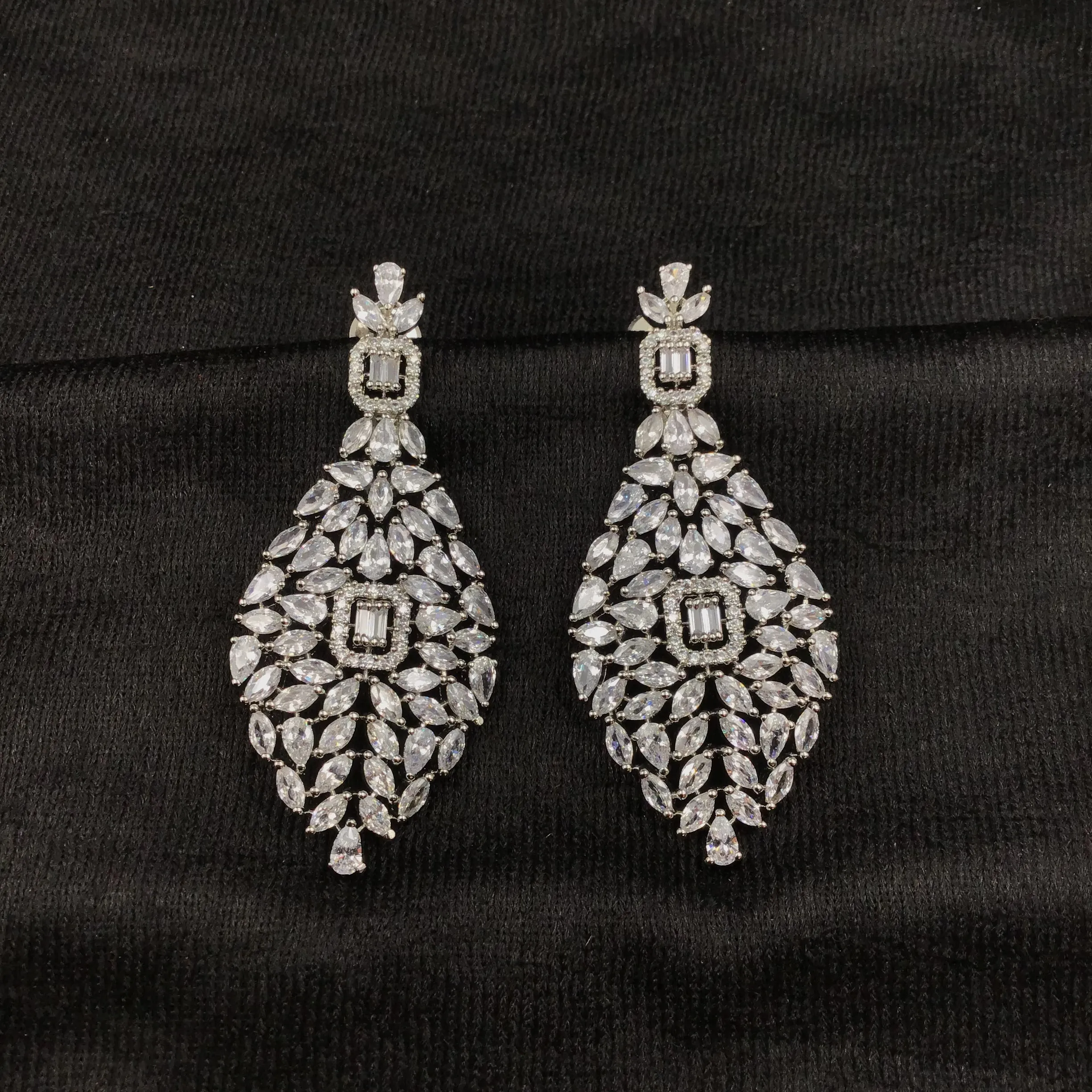 Bridal Silver Plated Zircon/AD Choker Set 9005-3213