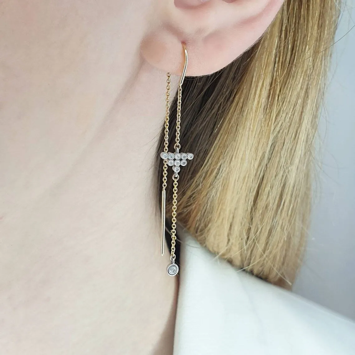 Dangle Earrings With Diamonds