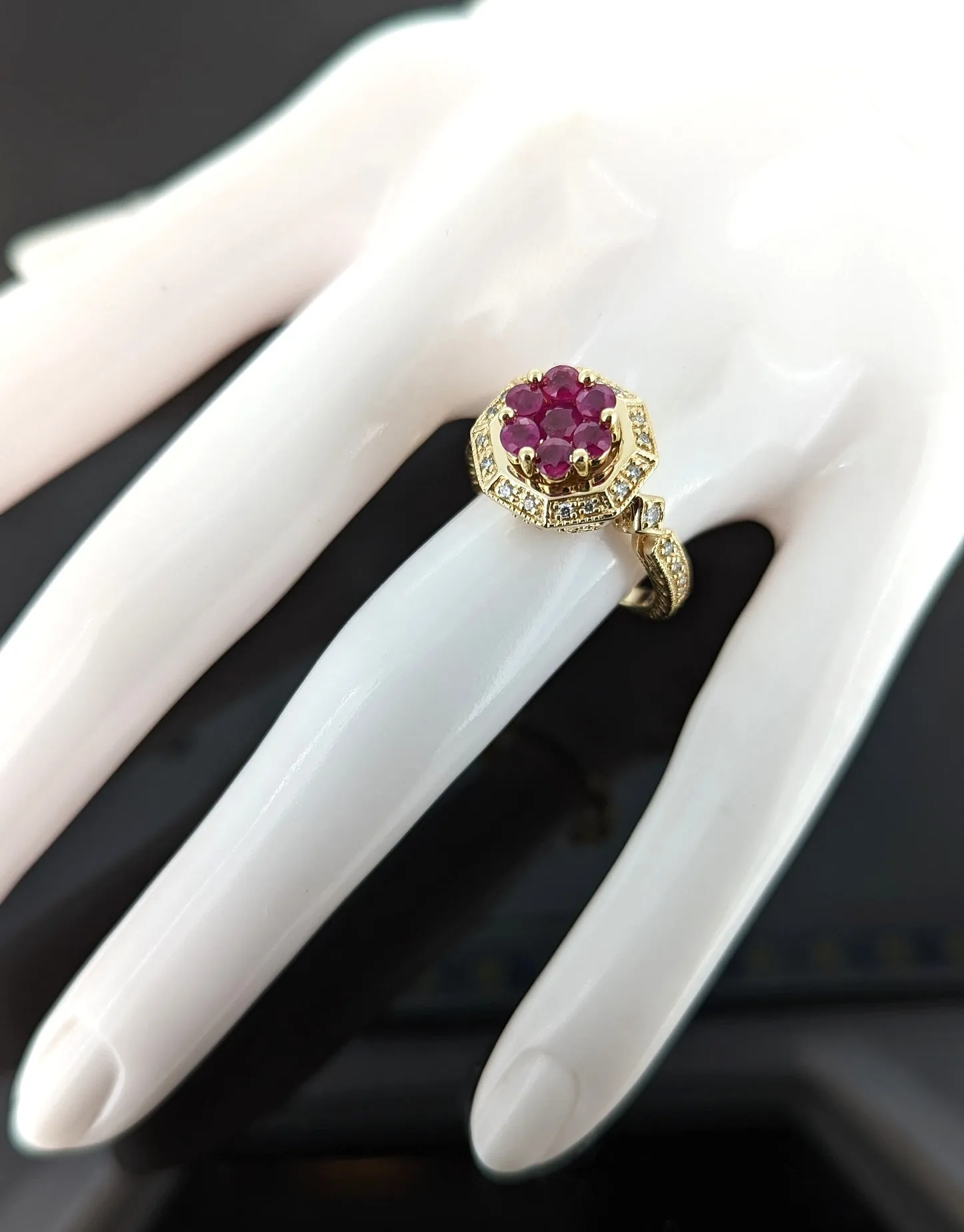 EFFY 14k Yellow Gold Diamond & Ruby Cocktail Ring Size 6.75