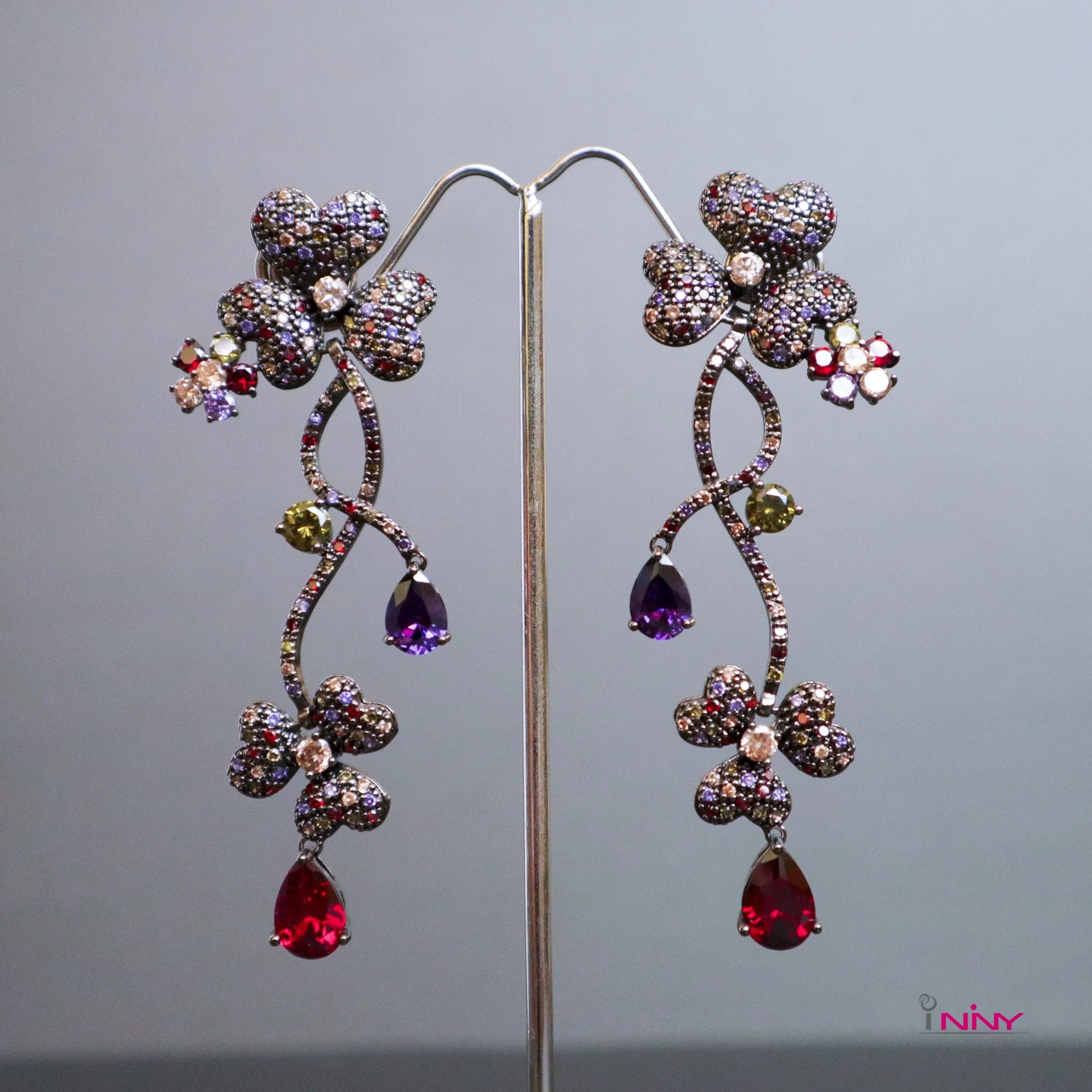 Elaborated Flower Stud Earrings