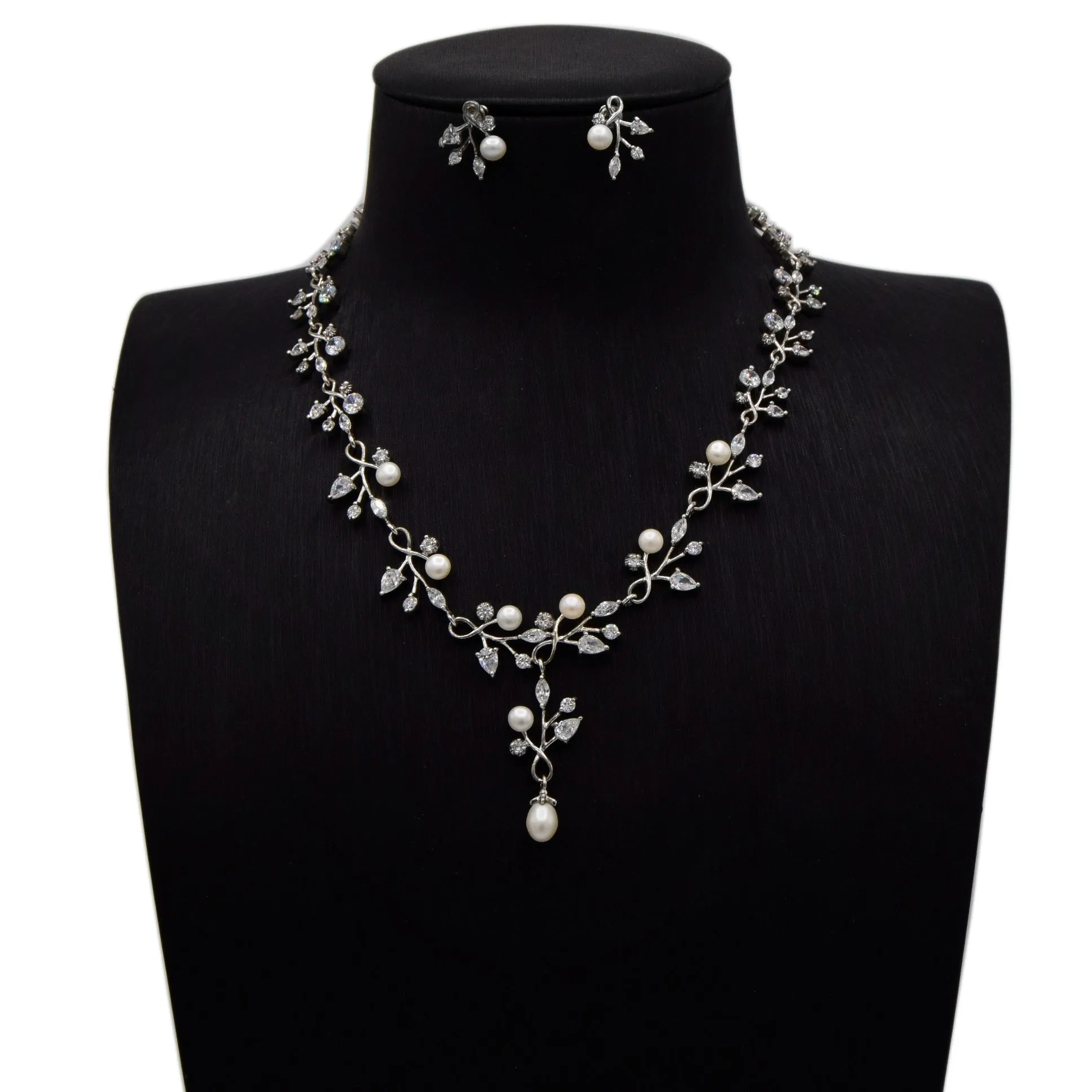 Enchanted Elegance Pearl Set