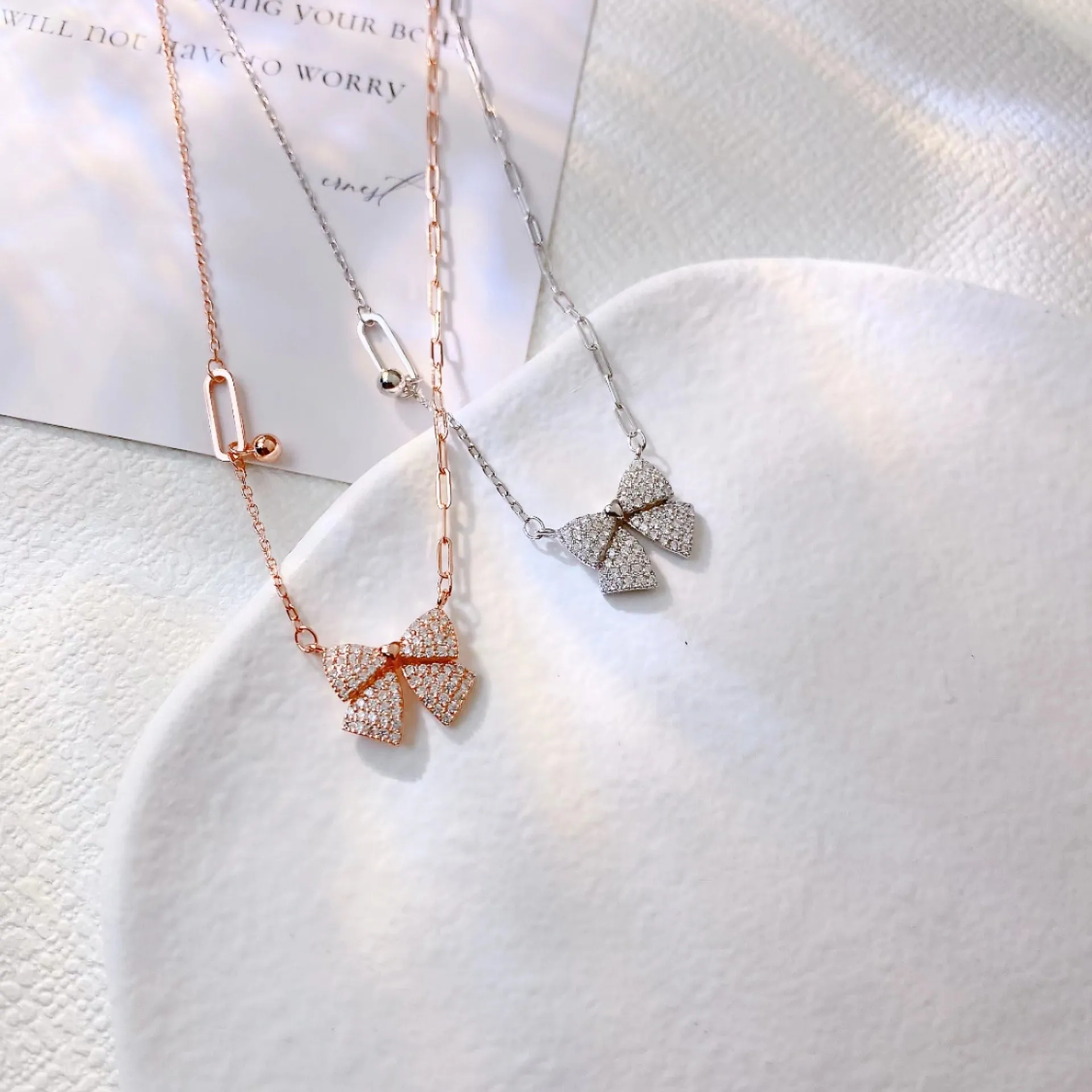 Full Zircon Bowknot Pendant Silver Necklace for Women