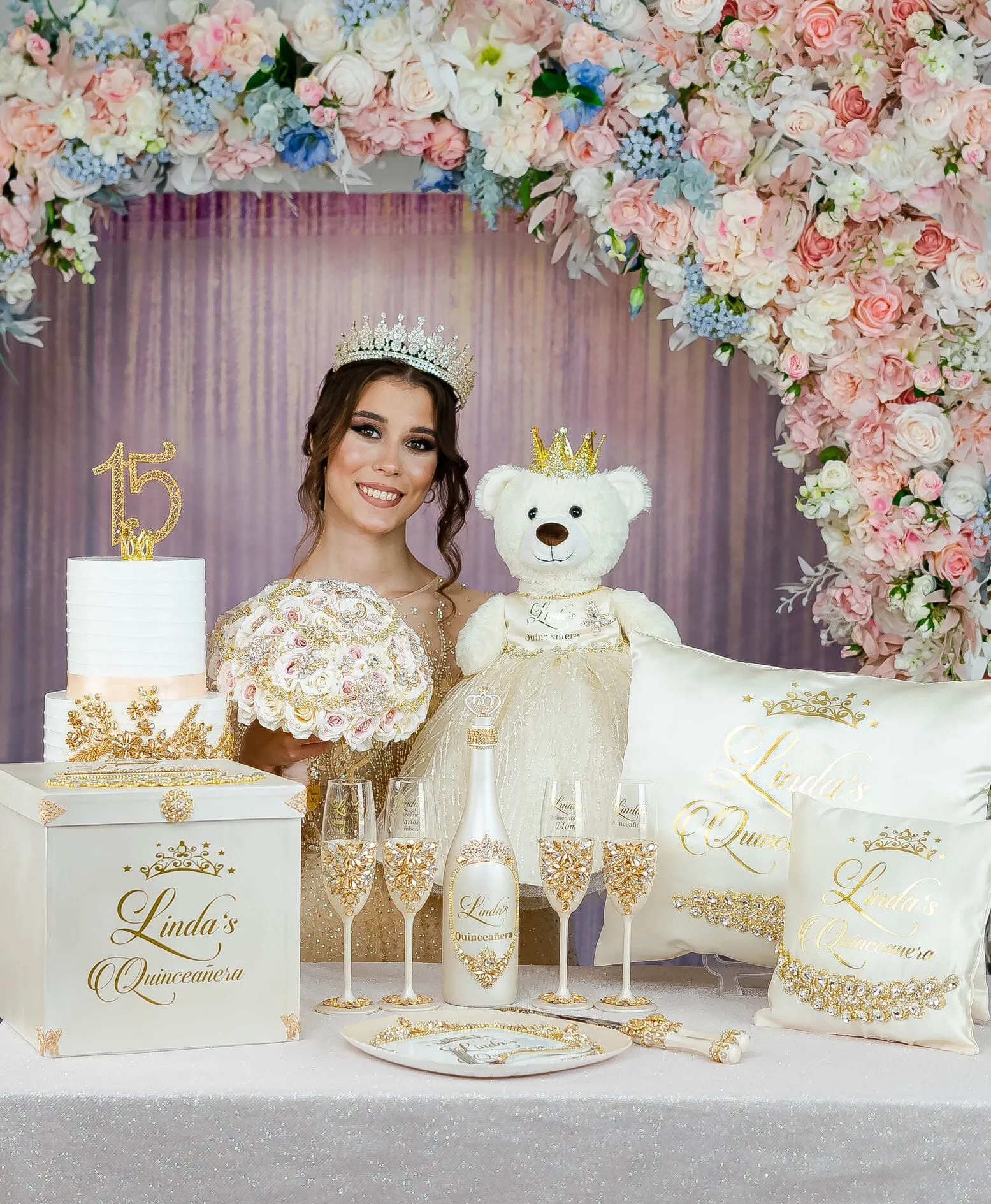 Gold full quinceanera package