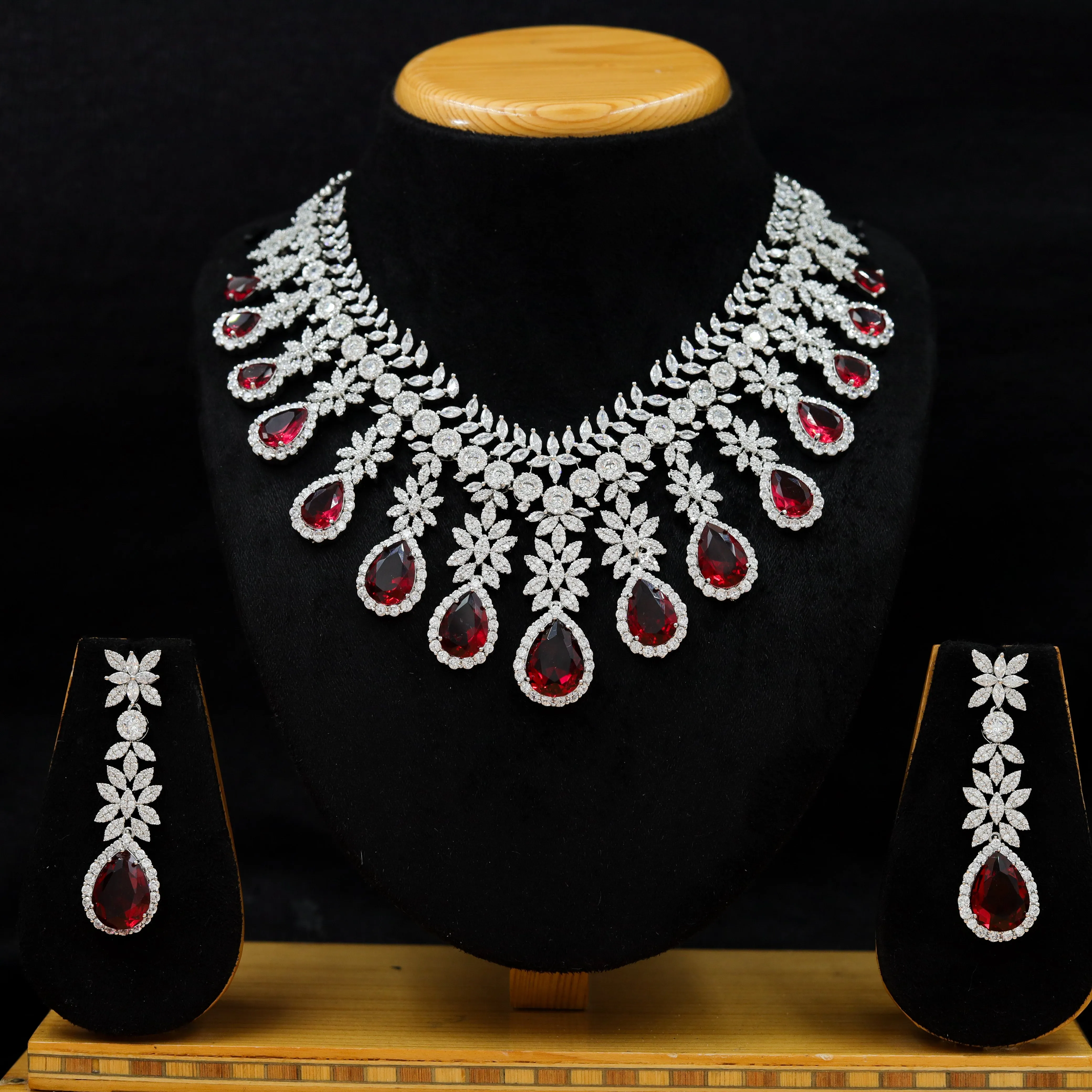 Round Neck Zircon/AD Necklace Set 10152-4