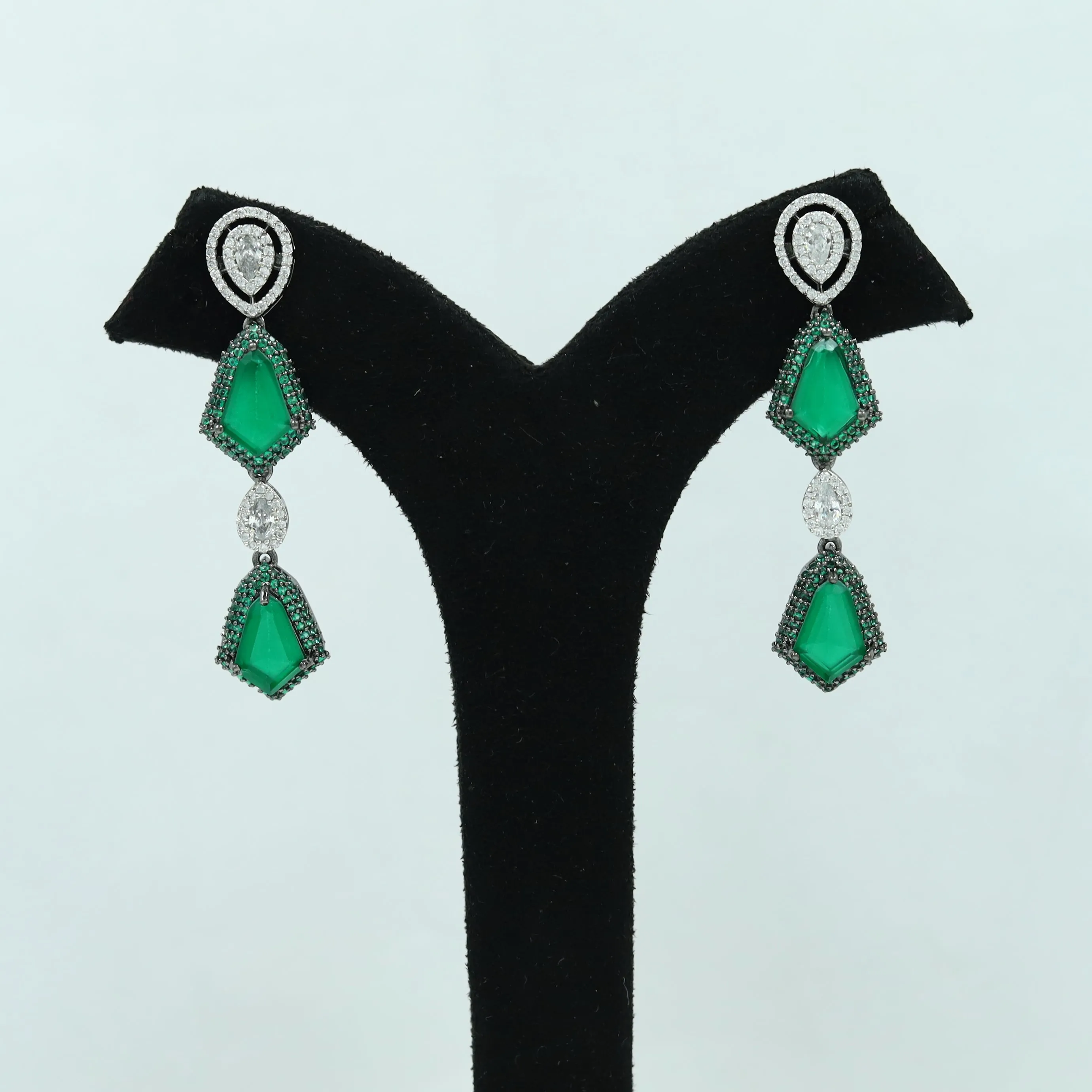 Round Neck Zircon/AD Necklace Set 12539-28