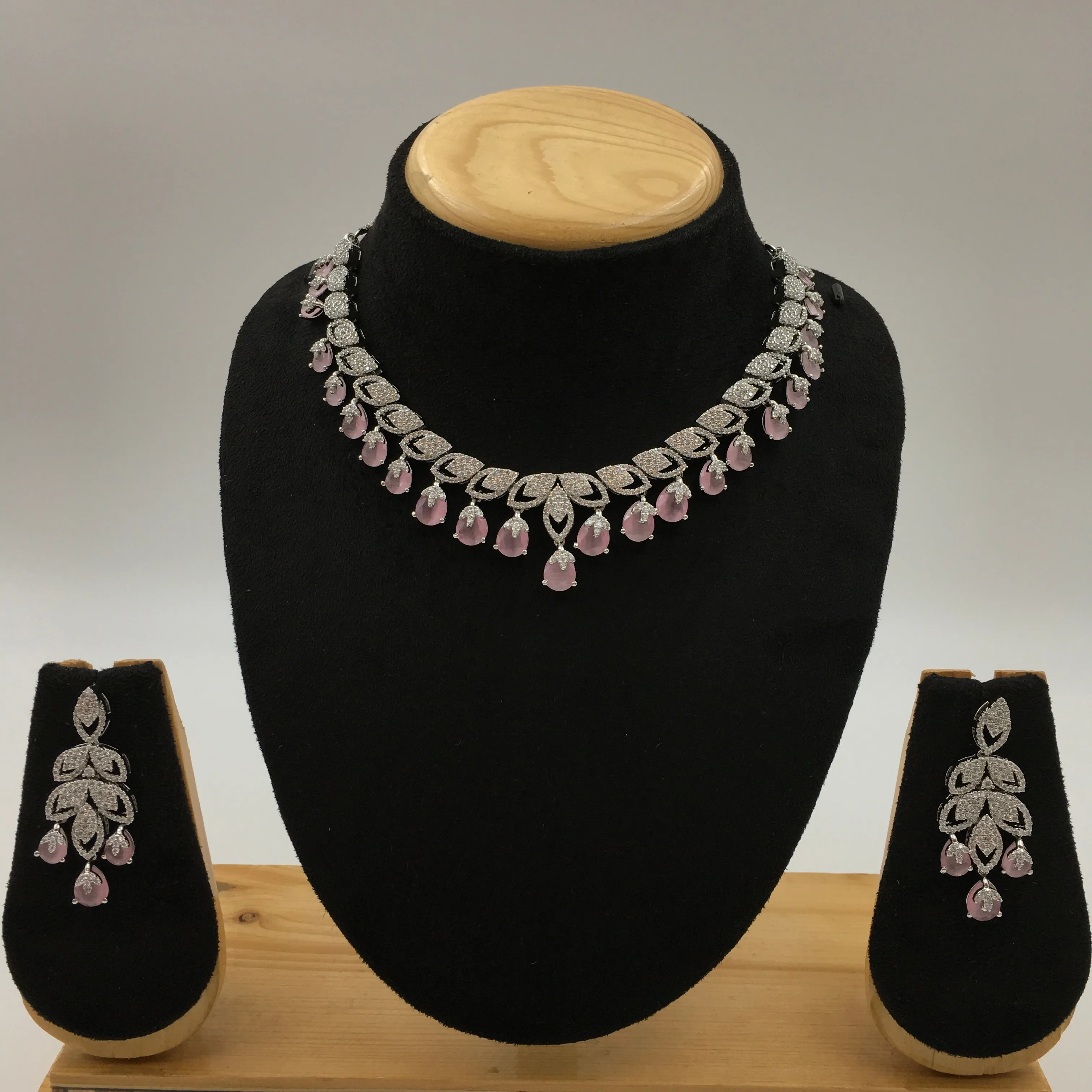 Round Neck Zircon/AD Necklace Set 8575-08