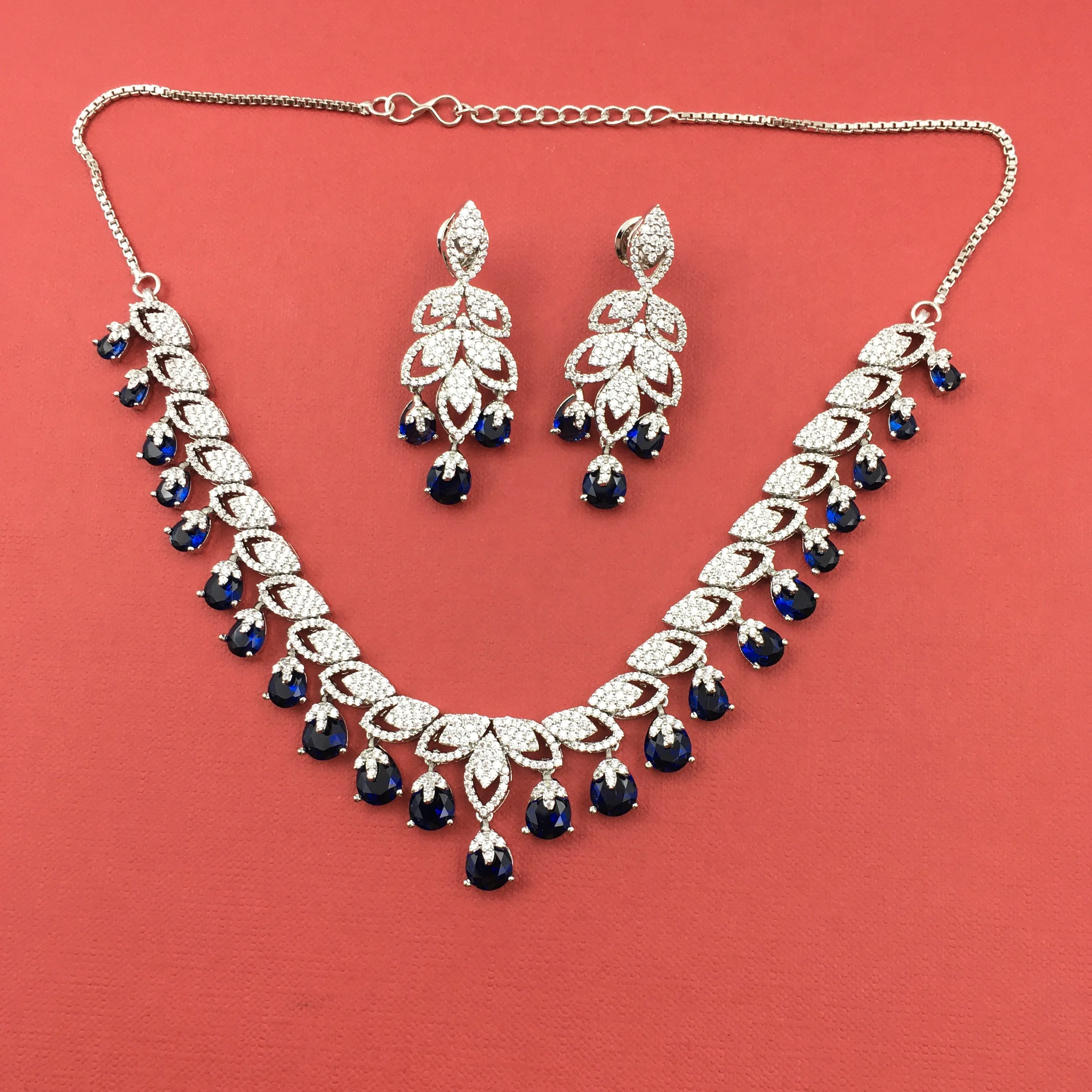 Round Neck Zircon/AD Necklace Set 8575-08