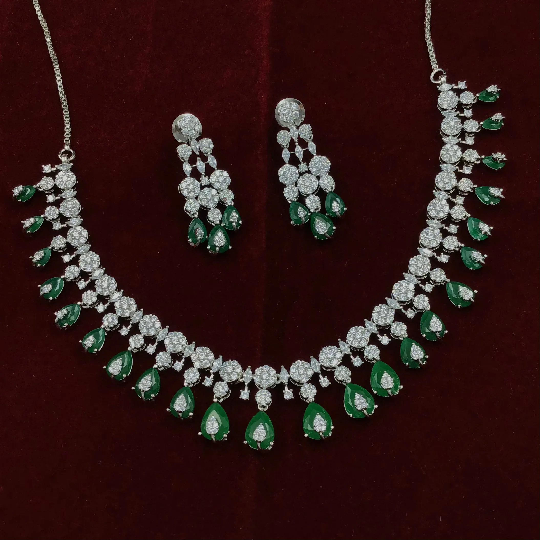 Round Neck Zircon/AD Necklace Set 8576-08