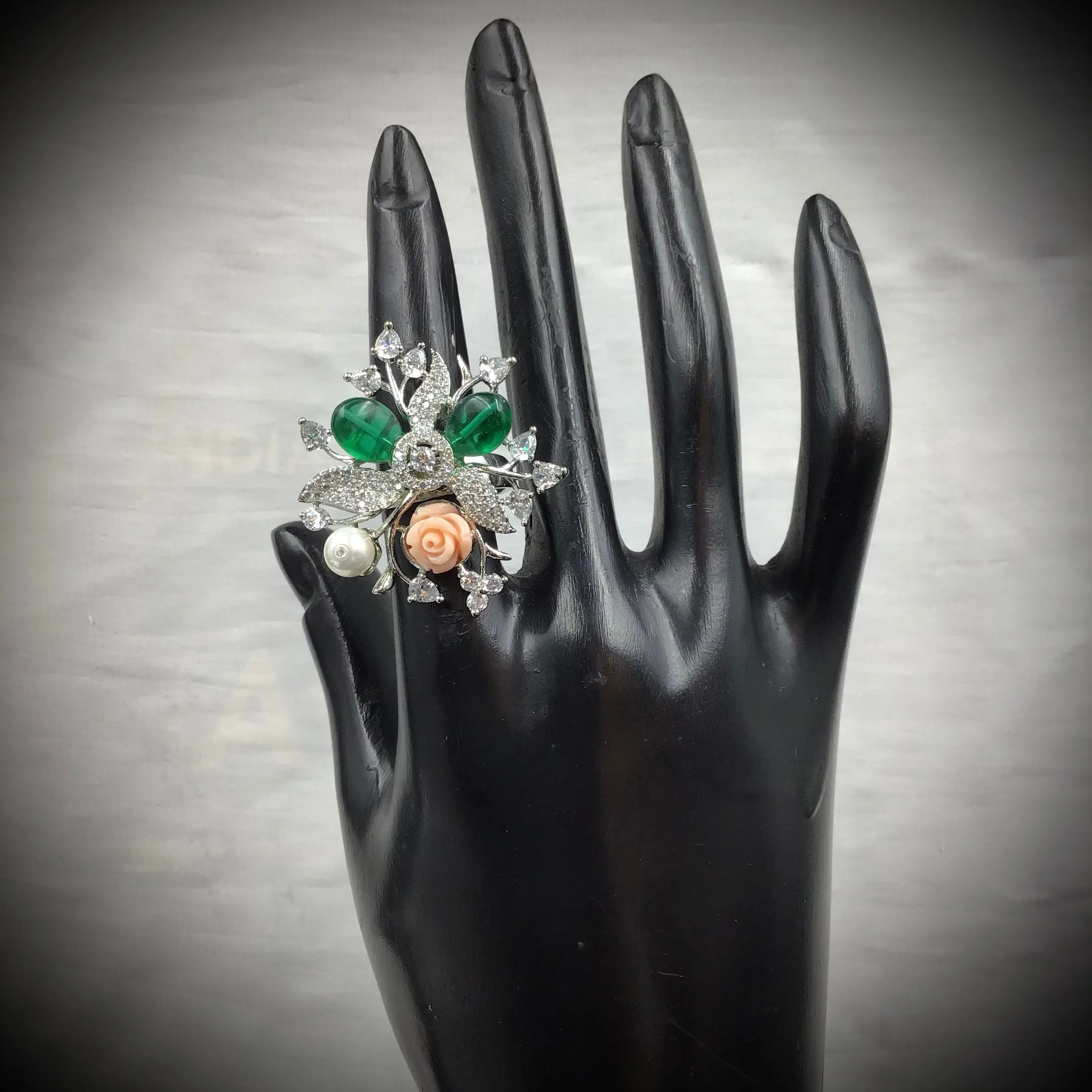 Zircon/AD Cocktail Green Ring 17800-4982